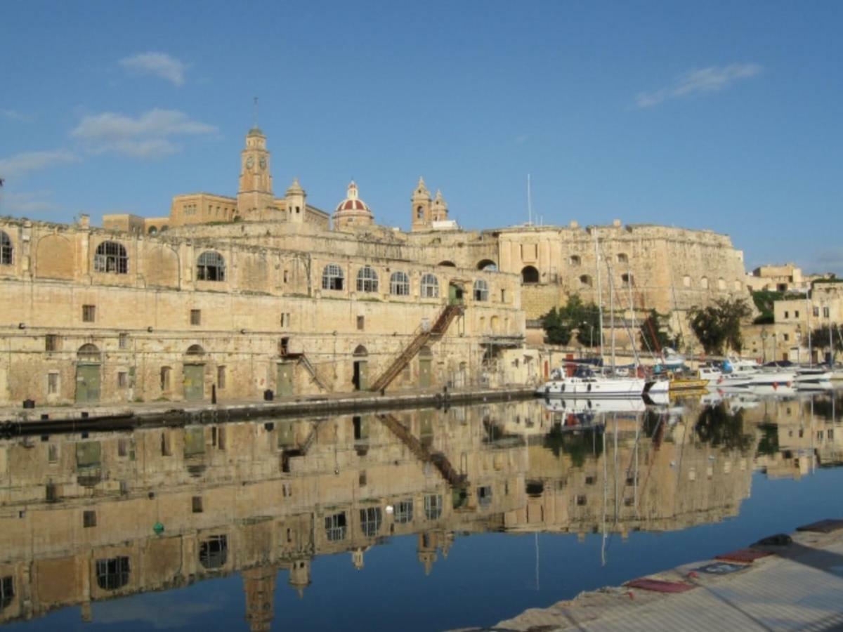 Amelia'S House Of Character Apartment Cospicua Exterior photo
