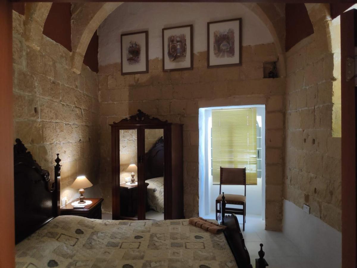 Amelia'S House Of Character Apartment Cospicua Exterior photo